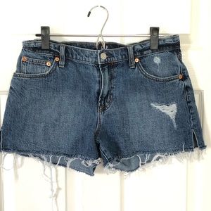 Gap Distressed  cut off shorts size 28